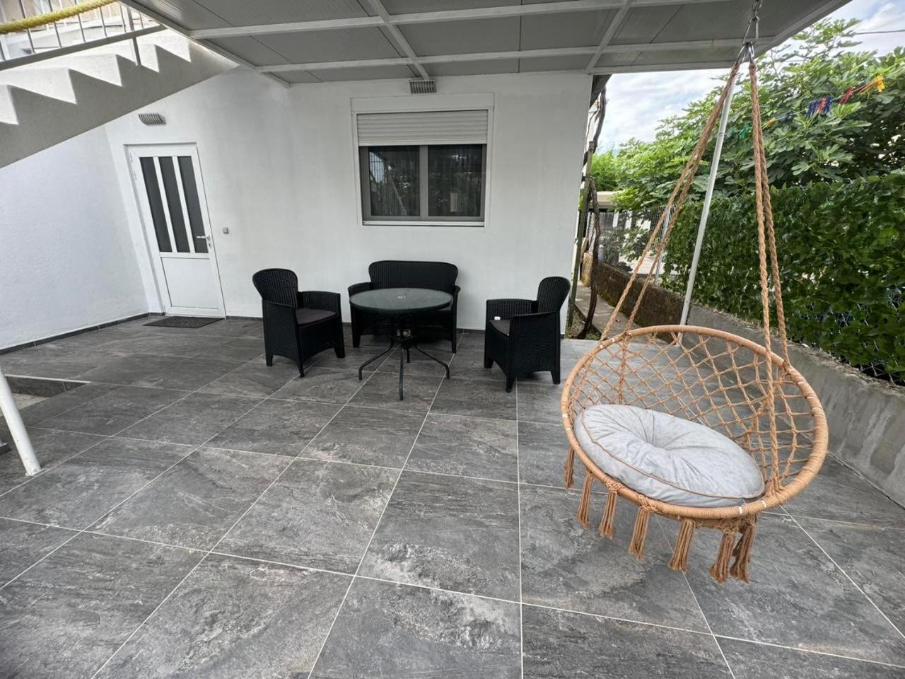 Anita Guest House Tivat Exterior foto