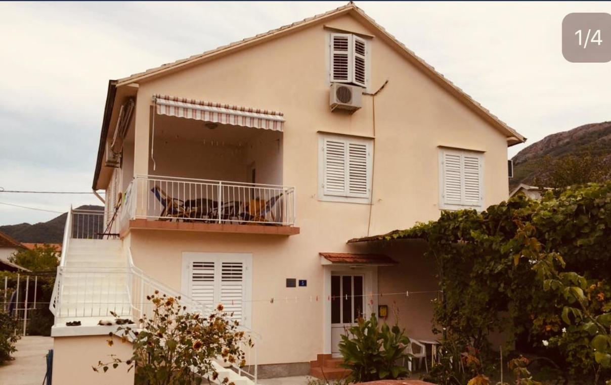 Anita Guest House Tivat Exterior foto